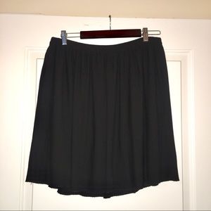 H&M Black Sheer Pleated Skirt